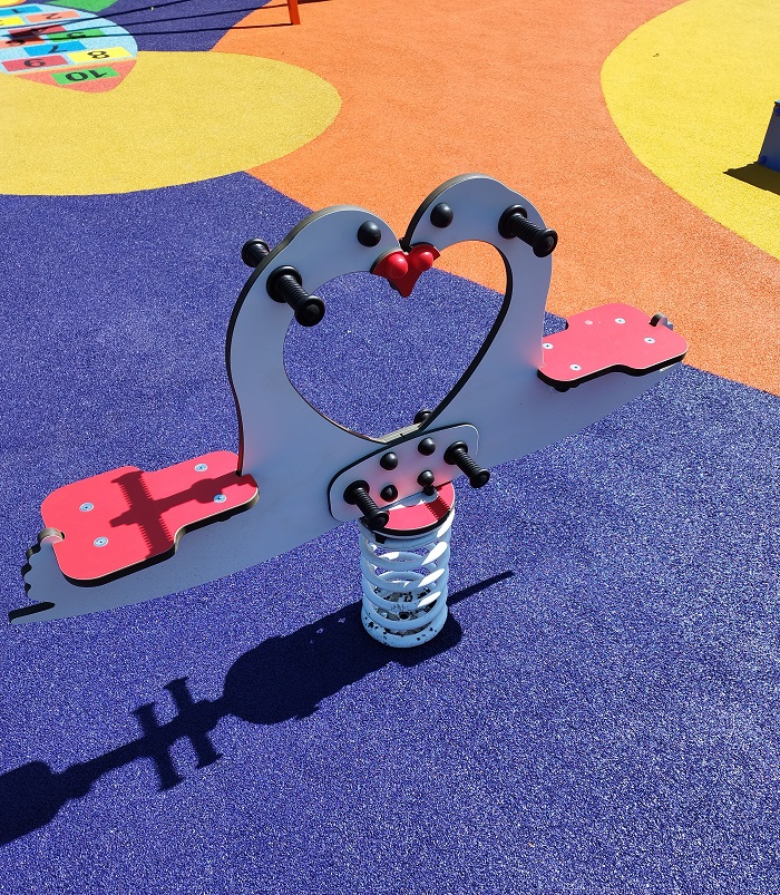 Pružinová hojdačka Labute VVZ-SH011