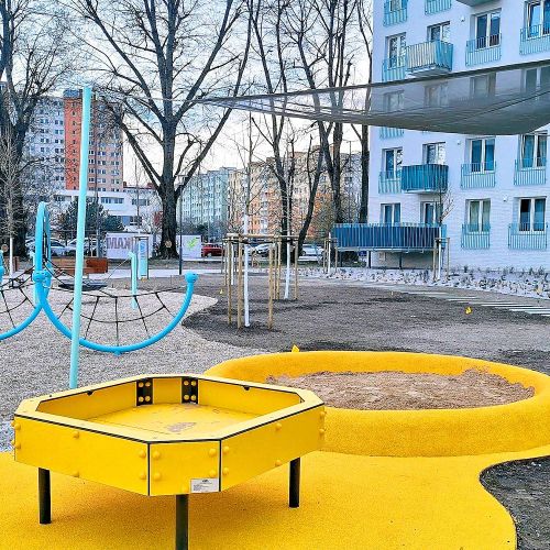 petrzalka-muchove-namestie